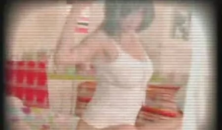 הבן שלך אפילו לא הולך למגזין תאווה, הוא משועמם עם זה סרטי סקס חינם למבוגרים