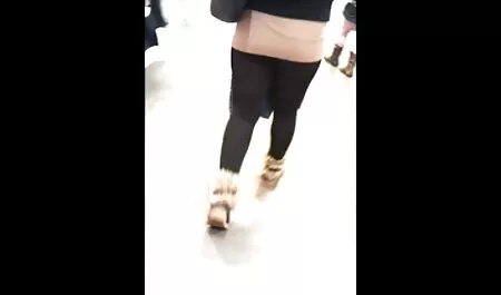 אני סרטי סקס מלאים לצפיה ישירה כותב בחורה ג ' ינג ' ית ביער.