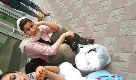 לודה ירתה לחברה שלה בתחת בשני סרטי סקס פורנו חינם החורים.