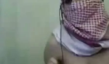 ארמונות, בגדים סרטי סקס חינם אמהות וגבים